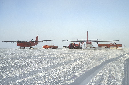 [TalosDome-TwinOtters.jpg]
Twin Otters and fuel tanks on the Talos Dome airstrip.