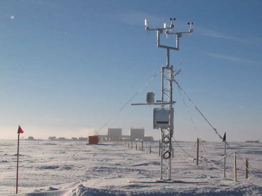 20050406 10 WeatherStation Weather Station