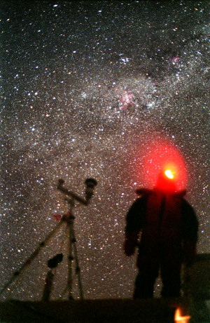 [GlacioShelterDark3.jpg]
No wonder astronomy has such a wonderful future up on the high Antarctic plateau: even with a handheld cheesy compact camera you can see more stars than anywhere else in the world, thanks to the high altitude, extreme cold and perfectly stable atmosphere.
