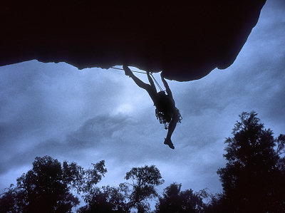 [BundaleerManicDepressiveBacklit2.jpg]
That's one of the best pictures of Jenny, even winning a contest. As our luck had it, it was raining in the Australian outback and the only sheltered climbs were above 7b. Here I'm fighting my way up a route that would normally be beyond my level.