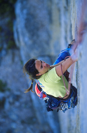 [JennySnakingRope.jpg]
She's faking it... In order to take that picture I had to tie her off, untie myself, move to a different position along the ledge, ask her to act as if she's climbing hard before I could shoot. You can tell by the slack rope...