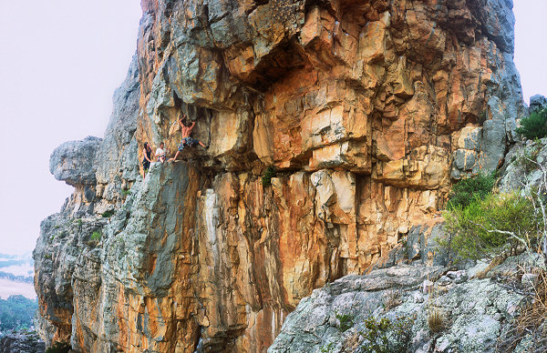 [ScorpionPano.jpg]
Party of climbers trying to figure out the start of Scorpion at the Bluff.