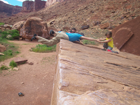 [20190417_215152_BigBendBouldering.jpg]
Kids helping me finish that beached whale move.