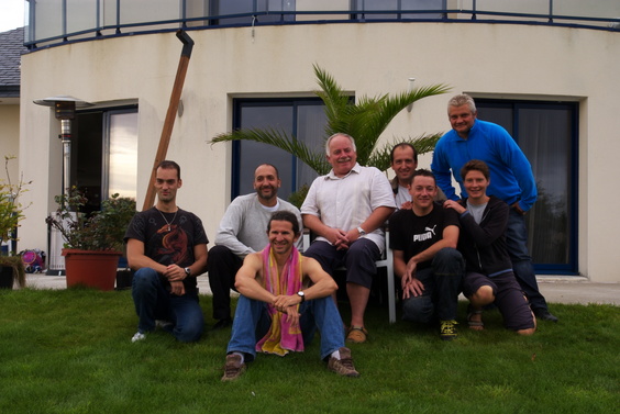 [20100911_181405_BrestBBQ.jpg]
Leftover from the DC1 team: Pascal, Christophe, Jean-Louis, Michel, Stephane, Jean, Claire and me.