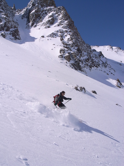 [20060511_0011427_CombeynotDown.jpg]
Skiing down the Combeynot in late season but still powdery snow.