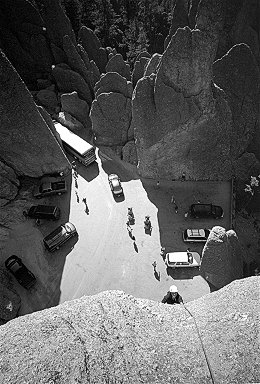 [Needles_Up.jpg]
Jenny raising herself away from the touristy mass down below.