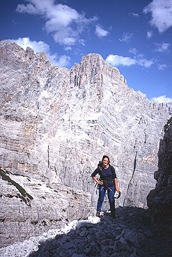 [BabeleSun.jpg]
Some sun on the top of Torre di Babele.