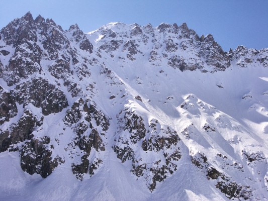 [20090424_111101_AgneauxNorthFaceDirect.jpg]
A view of the NW face, with the Piaget as the obvious diagonal and the direct, being, well, direct from the summit... The tracks are visible at higher mognification, after all the face is a good 900m tall.