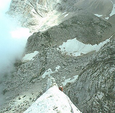 [Filo_Cresta.jpg]
The final ridge of Filo en Fondo, 2nd ascent.