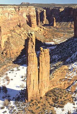 [SpiderWomanTower.jpg]
The Spider Woman tower inside Canyon de Chelly.