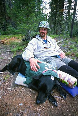 [BradDozer.jpg]
Brad and his old dog Dozer on his last trip up the mountains.
