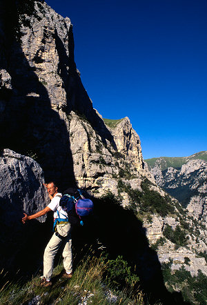 [Sibilini.jpg]
The wilder Monti Sibilini have more difficult access, many ancient legends about them and some seldom done rock and ice climbing. Here Enrico Bernieri traversing a long ledge to reach a route.
