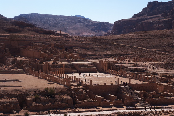 [20111108_124053_Petra.jpg]
The great temple of Petra.