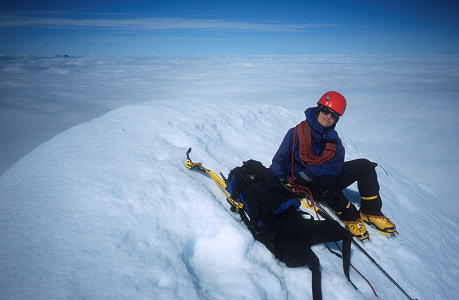 [MtAspiringSummit.jpg]
Jenny taking a break on the summit of Mt Aspiring, above a sea of clouds.