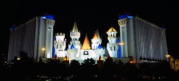 [CasinoDisney.jpg]
Is that Disneyland or a place where you are supposed to loose money ? Hmmm, not sure there's a difference anyway.
