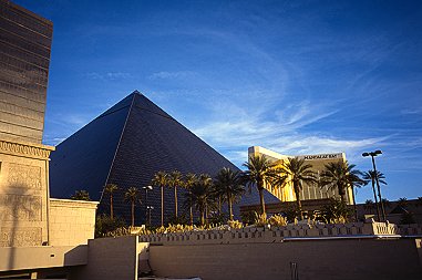 [CasinoPyramid.jpg]
The ancient Egyptians have invented civilization... which is now being parodied in Las Vegas...