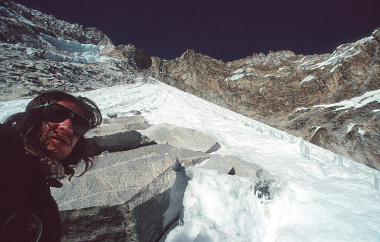 [HuascaranSelf.jpg]
Self portrait while in the middle of the snow couloir.