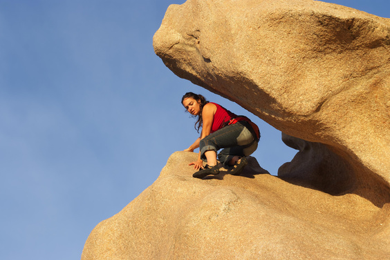 [20121110_090921_CapoTesta.jpg]
Jenny bouldering as well.