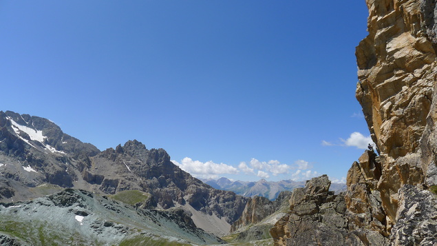 [20110715_123928_PierreAndre_MarmottesGivrees.jpg]
Climbers on a route farther to the left.