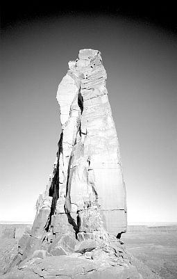 [BW_FineJade.jpg]
Two climbers on Fine Jade (5.11a), Rectory.