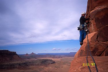 [BriderJackNearSummit.jpg]
On the very soft last pitch of the Sunflower, with both Six-Shooters in the background.