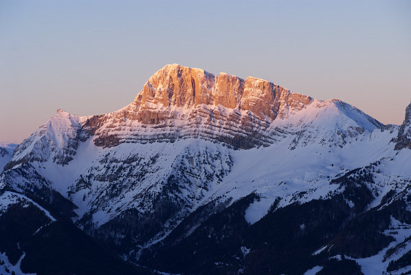 [20090403_072403_GrandVeymont.jpg]
Light of the rising sun hitting the summit of the Grand Veymont, hight summit of Vercors at 2341m. It's not a great summit for skiing, being usually too wind-swept.