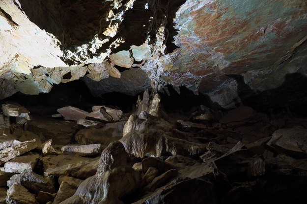 [20121010_220849_CaveVercors.jpg]
The roof of the Ture cave.