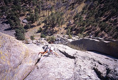 [TAD.jpg]
Getting cooked up on T.A.D., east face of Devil's tower.