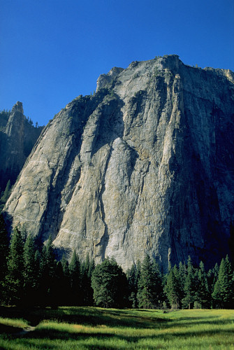 [LowerCathedral.jpg]
Lower Cathedral, opposite of El Cap.