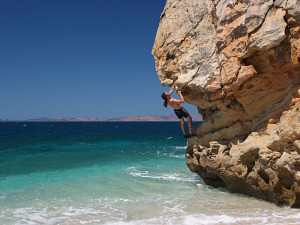 Shallow water soloing (aka bouldering on the beach)