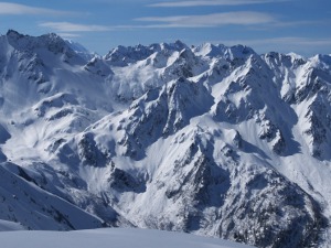 View on the Belledonne range from the summit of Grands Moulins