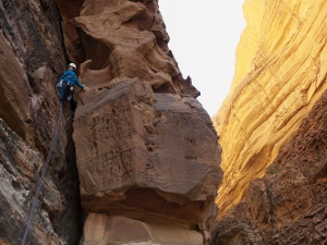 Hiker's road, inside the main canyon