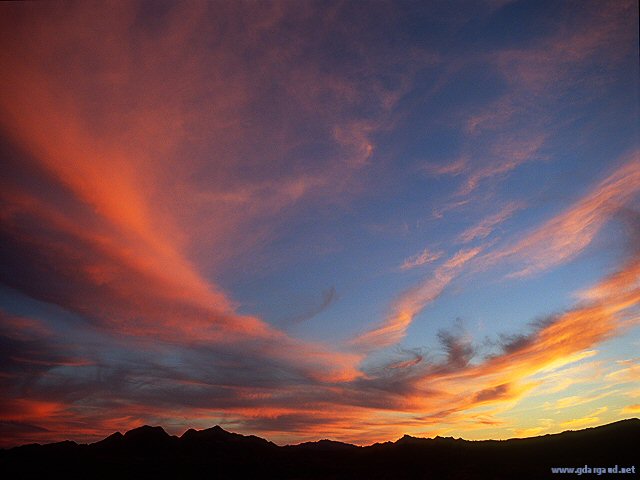 [DeathValleySunsetClouds.jpg]
Sunset clouds over Death Valley, California.