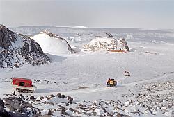 DdU110 - Weasel and HB40 snow vehicles