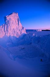 Ice007 - A frozen pool inside an iceberg