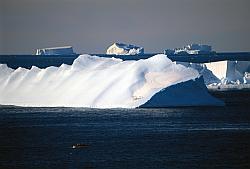 Ice074 - Old iceberg
[ Click to go to the page where that image comes from ]