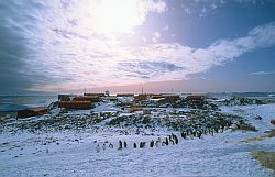 DdU_Autumn - Autumn over Dumont d'Urville, Antarctica