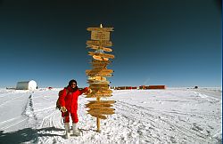 DomeC_Directions - Stefania and the direction pole, Dome C 1998