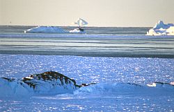 IcebergMirage - Mirage of an iceberg over the sea, Antarctica