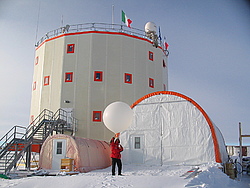 20051113_003_MarcoLaunch - Getting ready to launch a weather balloon.