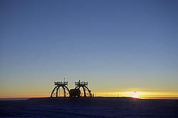 ConcordiAstroLowLight2 - The astronomy platform with the setting sun.