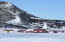 McMurdoC130 - C130 getting ready for departure, with Ross Island in the background.
[ Click to go to the page where that image comes from ]