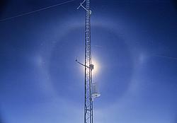 SundogsCR23mast - Halo circle behind atmosphere science mast.