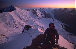 CookNormal - Linda glacier route of Mt Cook, at dawn, New Zealand 2000
[ Click to download the free wallpaper version of this image ]