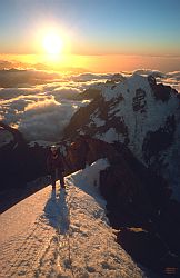 CookSummitSunsetV - Sunset on the summit of Mt Cook, New Zealand 2000