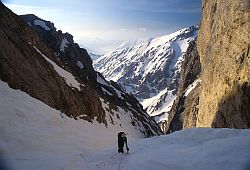 HaasAcitelliDown - Lower part of the Haas Acitelli couloir, Corno Grande, Gran Sasso, Central Italy
[ Click to go to the page where that image comes from ]