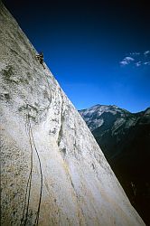 CrestJewelSlab - Vincent leading the slab of Crest Jewel Direct. North Dome, Yosemite, California, 2003
[ Click to download the free wallpaper version of this image ]