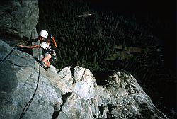 EastButtressElCapTraverse3 - Jenny on the traverse of the East Ridge. El Capitan, Yosemite, California, 2003
[ Click to go to the page where that image comes from ]