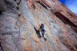 ElephantOffroute - Guillaume going offroute. Elephant's Perch, Sawtooth Mountains, Idaho, 2003
[ Click to go to the page where that image comes from ]