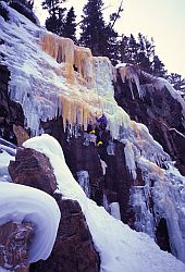 LochValeYellowIce - Ice climbing in Loch Vale, RMNP, Colorado